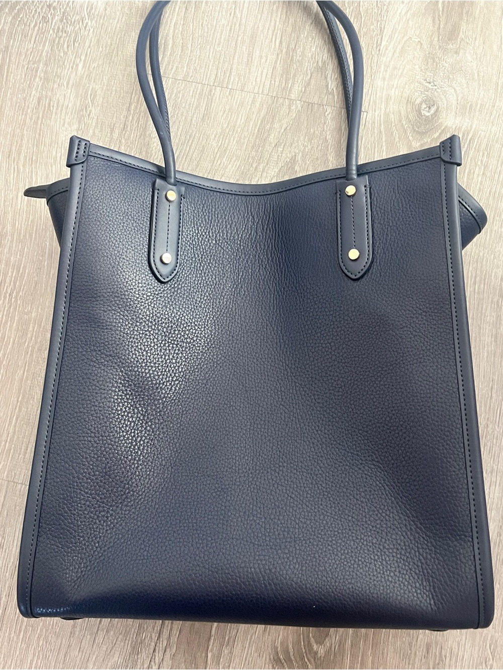 Kate Spade x Disney Lady and the Tramp Navy Leather Tote Bag - Picture 2 of 8
